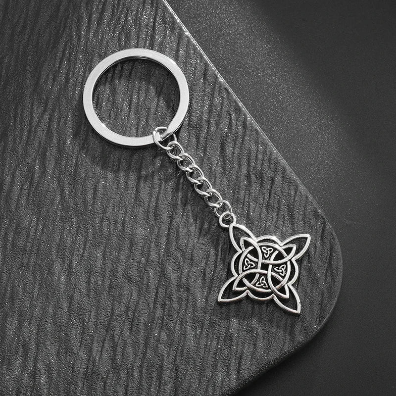 Vintage Witchcraft Witch Knot Keychain Fashion Lucky Irish Amulet Celtic Knot Men Women Gifts