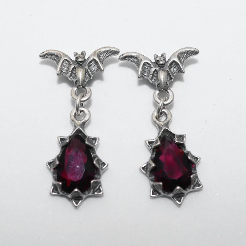 Retro Gothic Night Bat Zircon Earrings Personality Male and Female Punk Rock Hip-Hop Earrings Halloween Jewelry